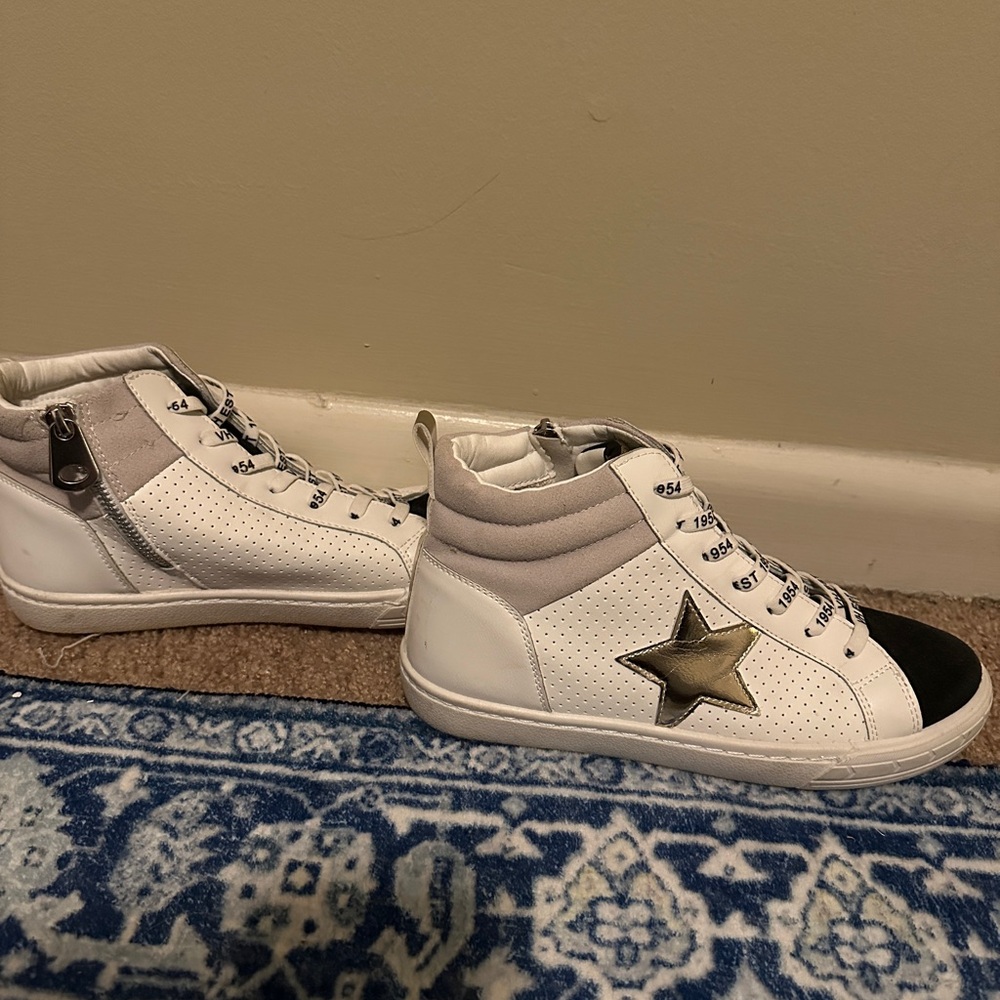 Vintage Havana White and Black Sneakers with Gold Star